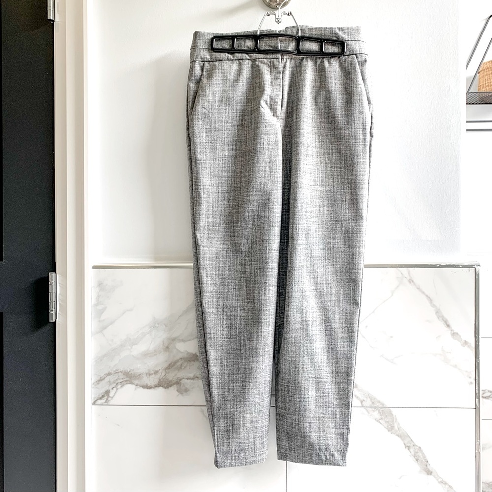 Reitman’s Cropped Length Pant. Fitted Waist. Tweed-Look Fabric. - Picture 6 of 7